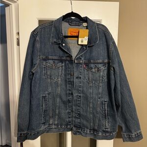 Levi’s Men’s Trucker Denim Jacket – Large – New With Tags